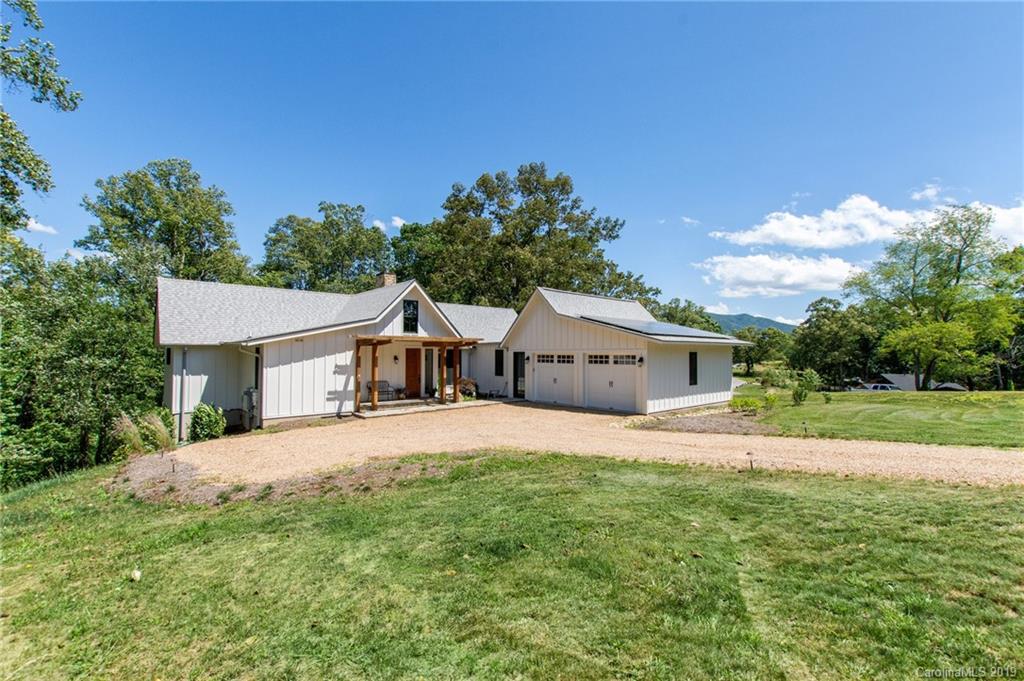 53 Wandering Oaks Way Asheville NC 28805