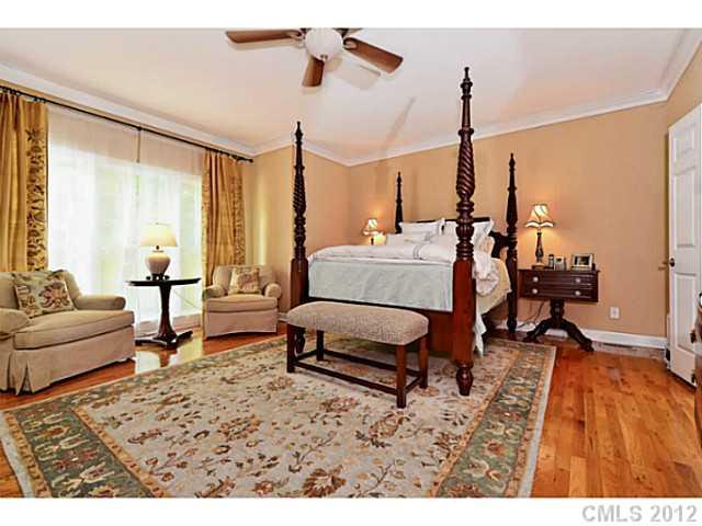 5208 Weaver Mill Lane Charlotte NC 28226