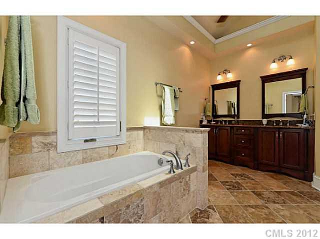 5208 Weaver Mill Lane Charlotte NC 28226