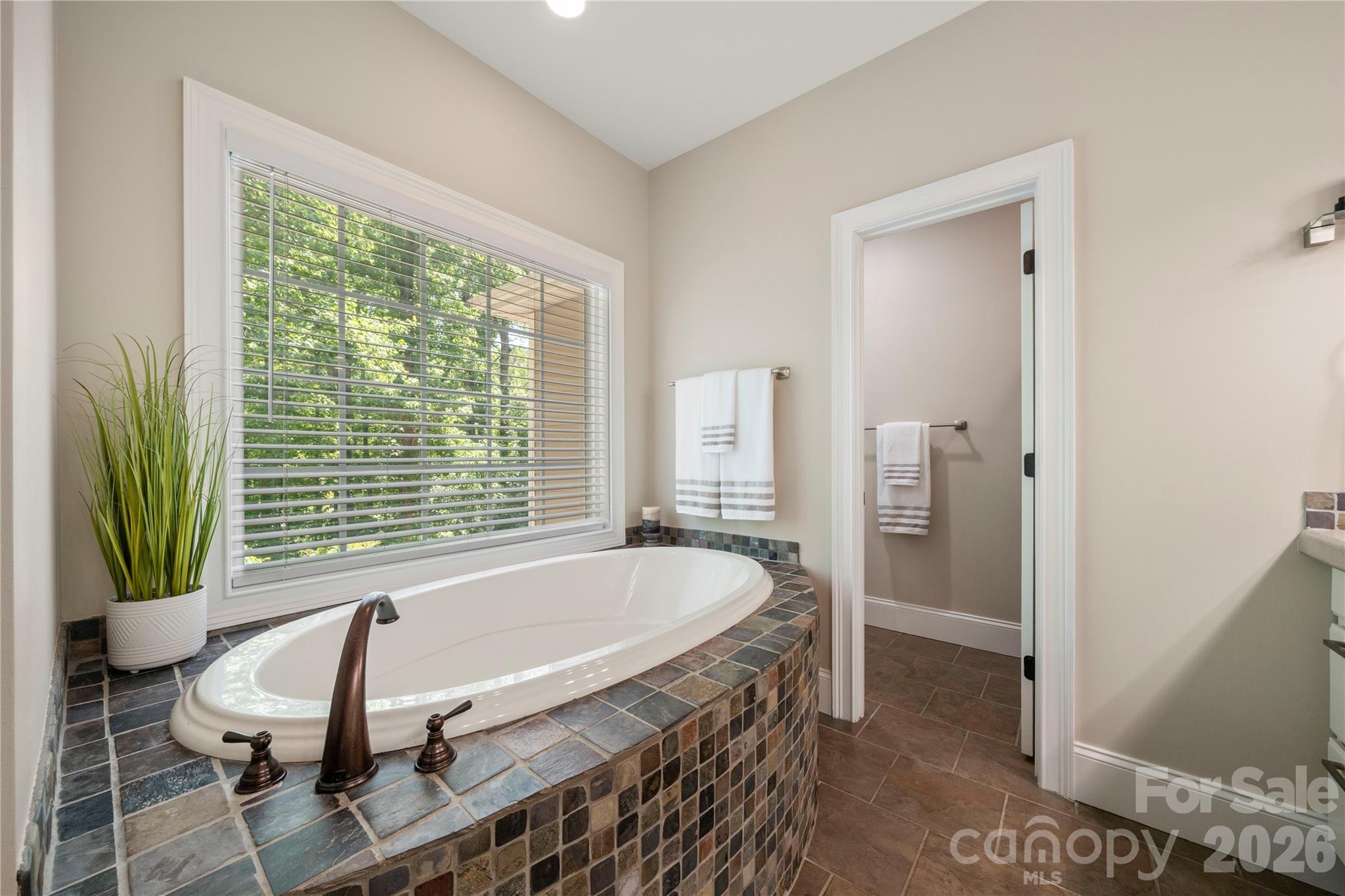 686 White Oaks Road Mooresville NC 28115