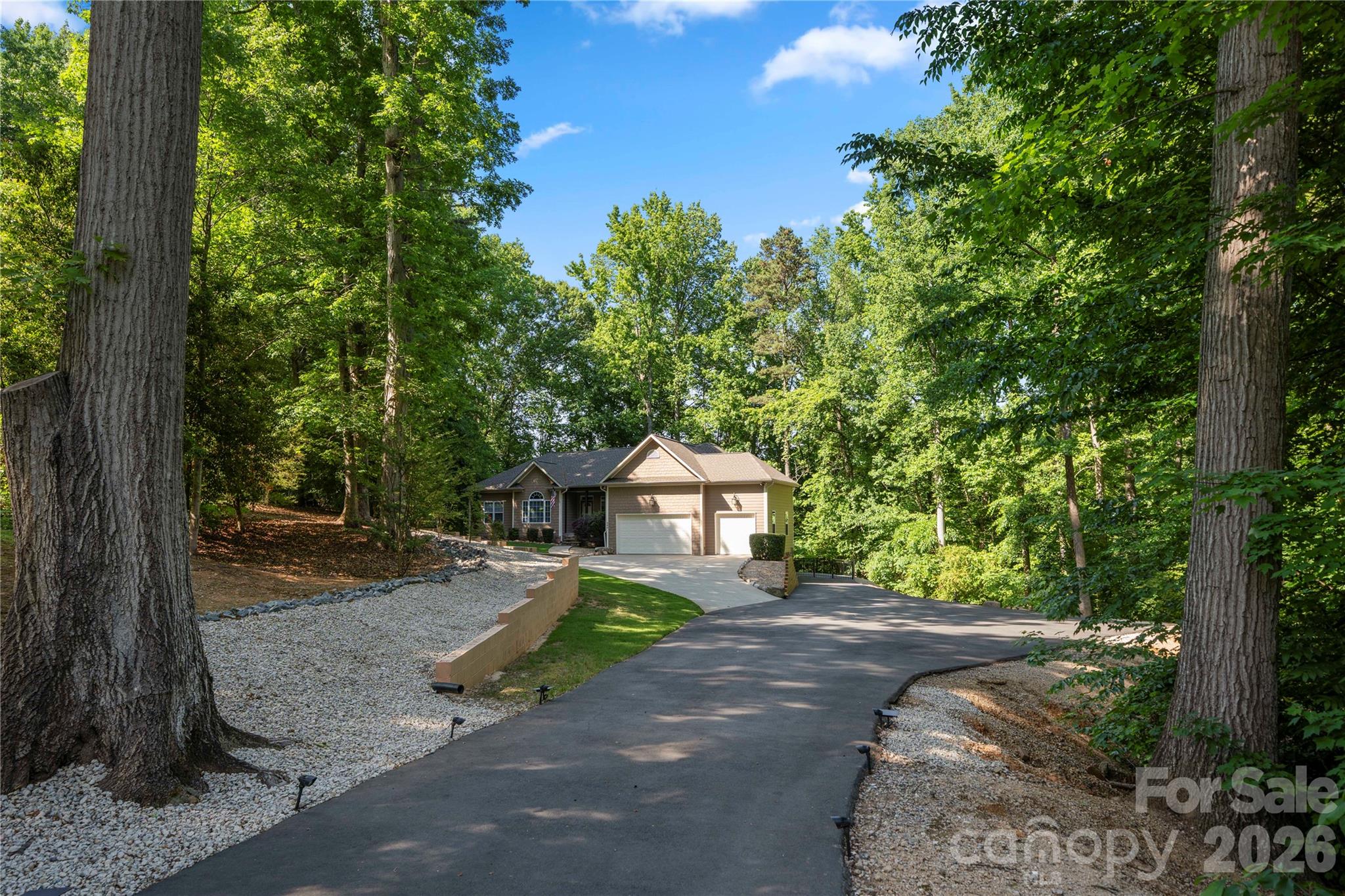 686 White Oaks Road Mooresville NC 28115