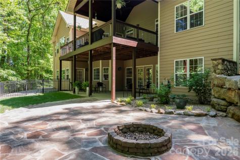 686 White Oaks Road Mooresville NC 28115