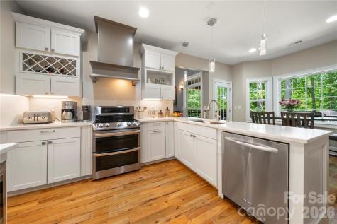 686 White Oaks Road Mooresville NC 28115