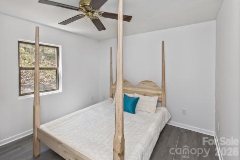 53 Benfield Road Weaverville NC 28787