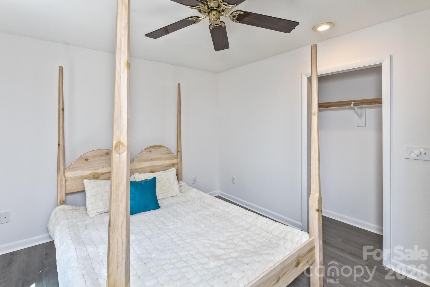 53 Benfield Road Weaverville NC 28787