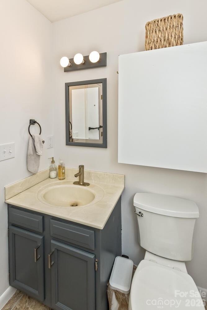 53 Benfield Road Weaverville NC 28787