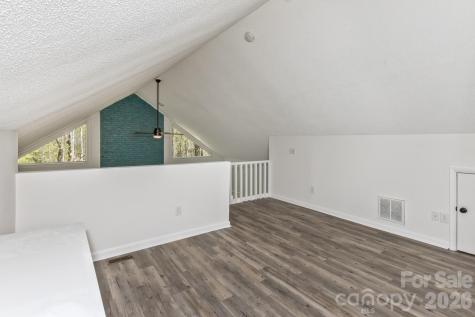 53 Benfield Road Weaverville NC 28787