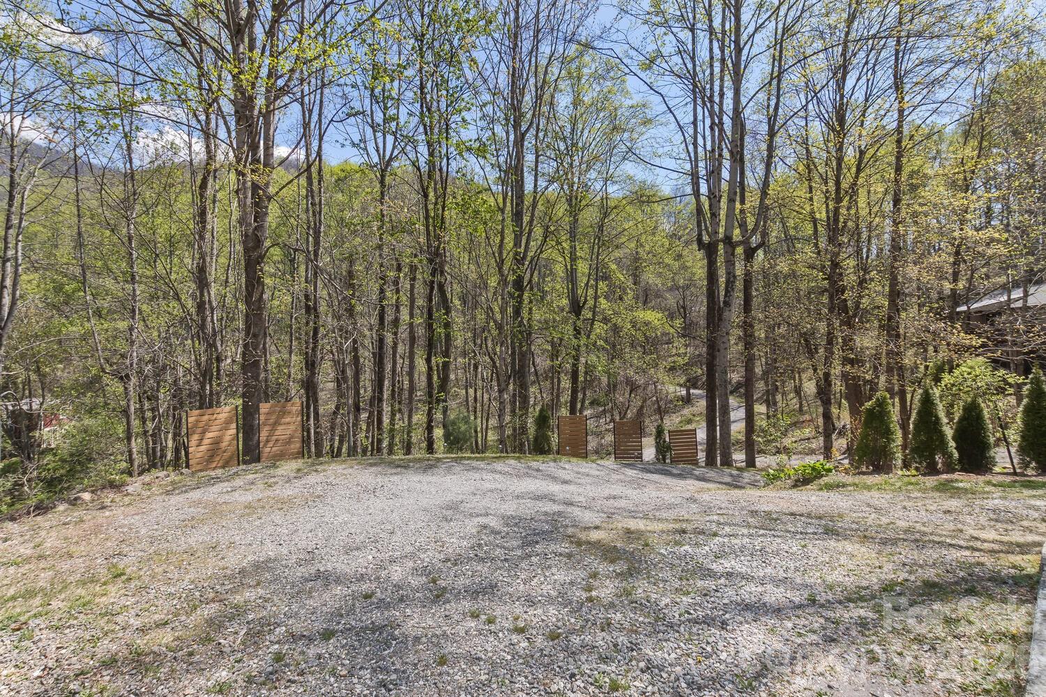 53 Benfield Road Weaverville NC 28787