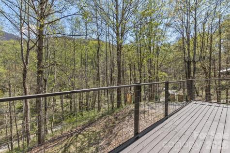 53 Benfield Road Weaverville NC 28787
