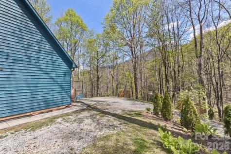 53 Benfield Road Weaverville NC 28787