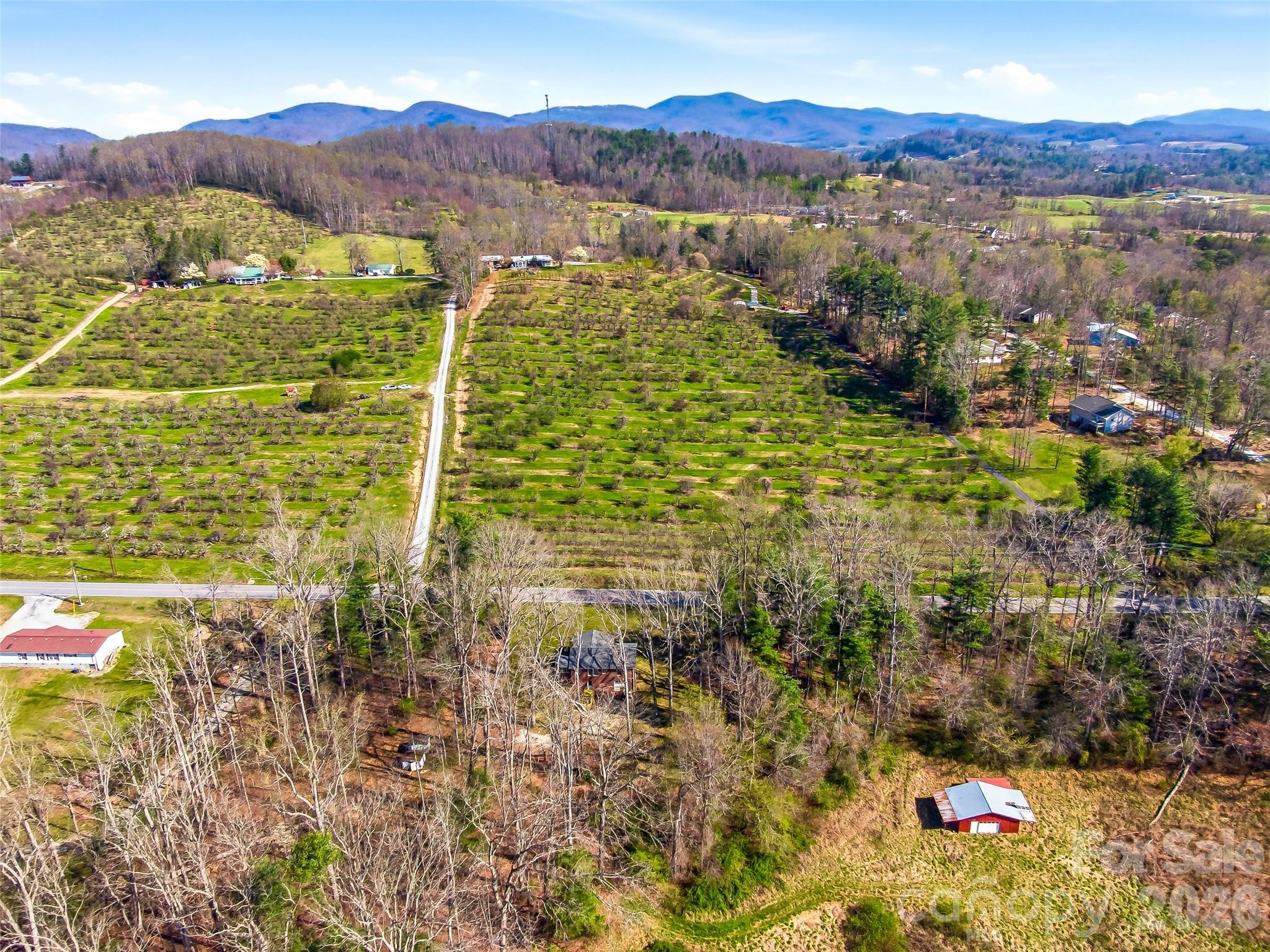 984 Pace Road Hendersonville NC 28792