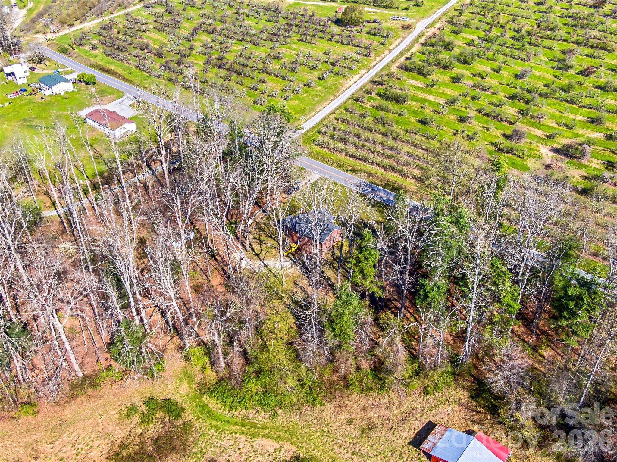984 Pace Road Hendersonville NC 28792