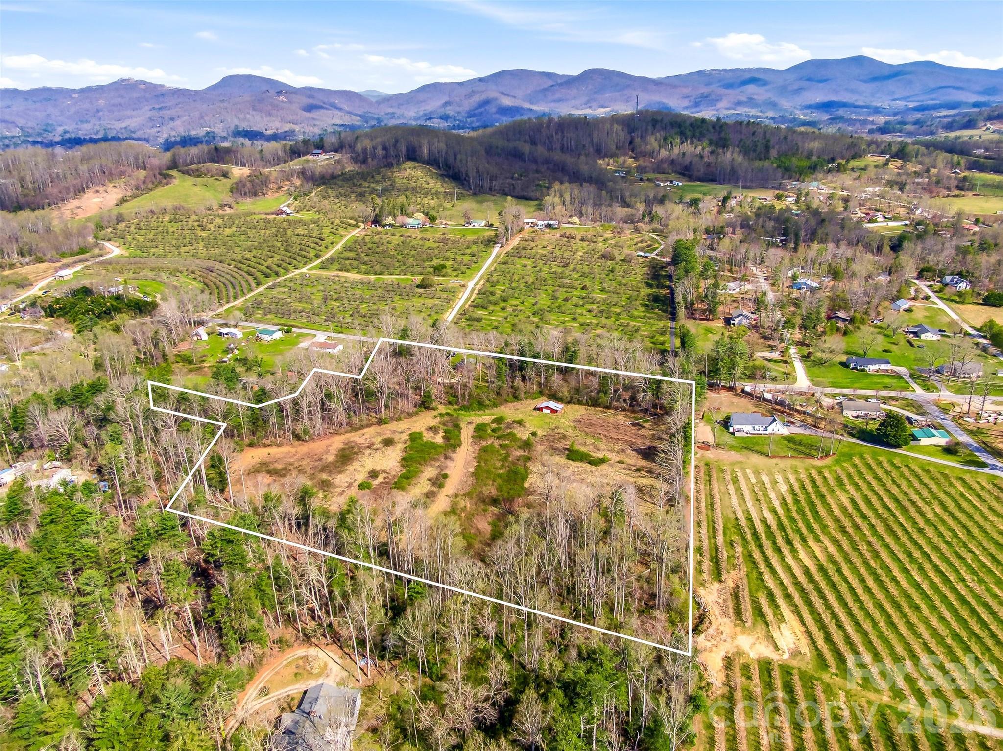 984 Pace Road Hendersonville NC 28792