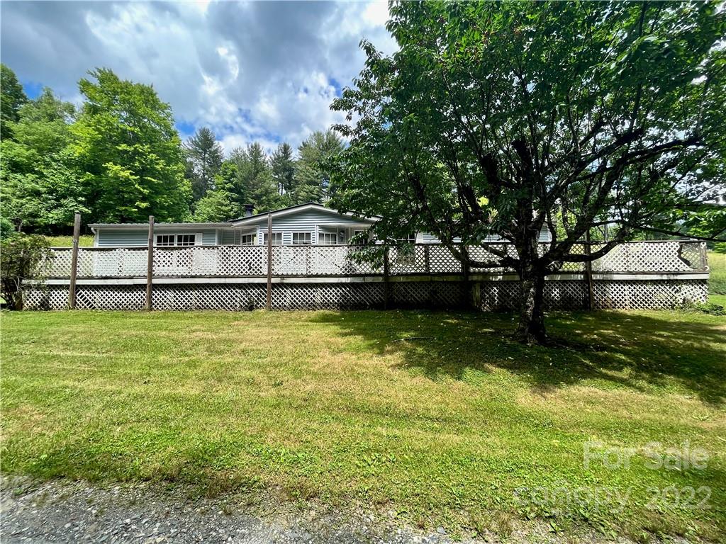 272 Lloyd Drive Mars Hill NC 28754