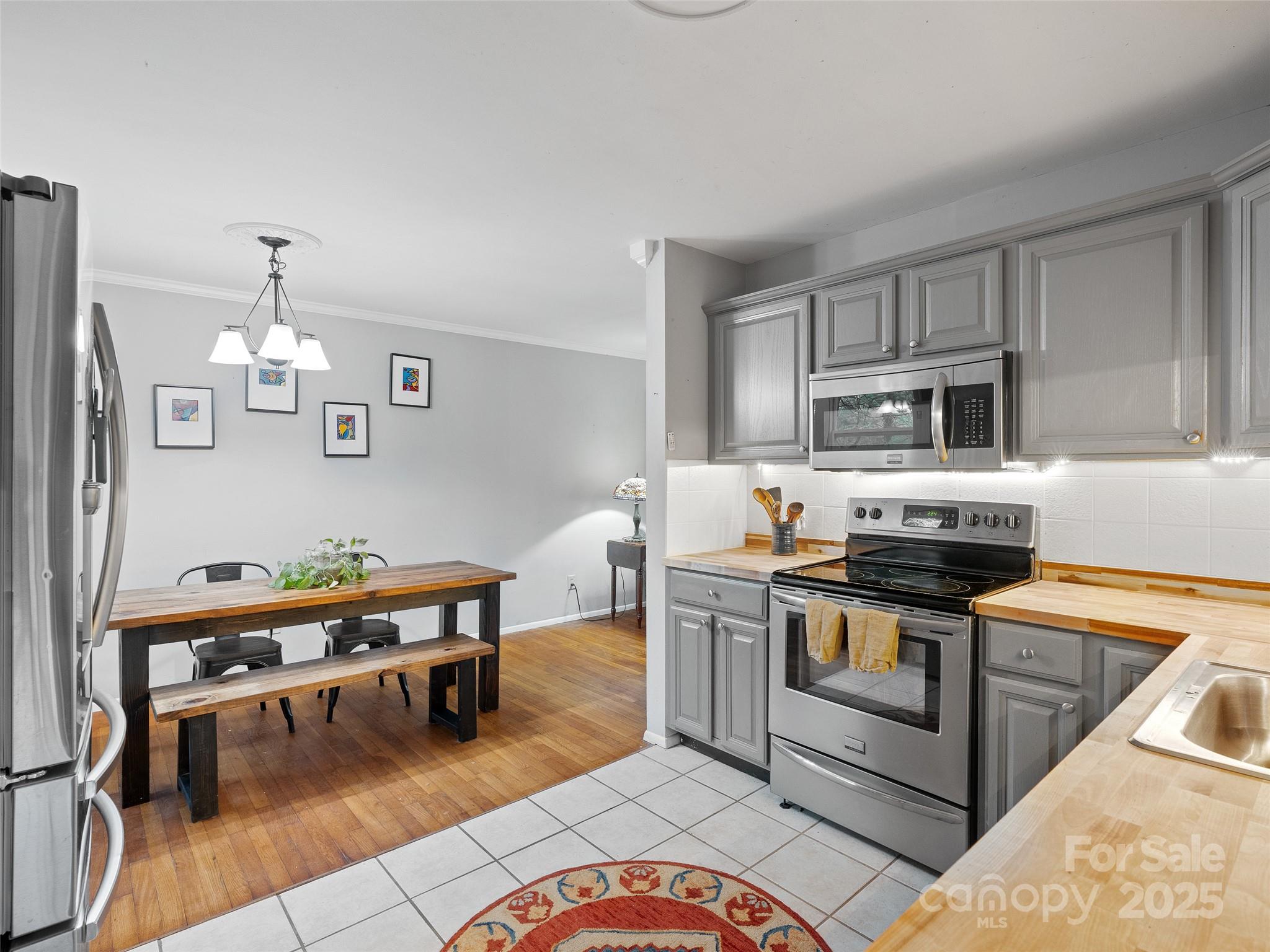 64 Greeley Street Asheville NC 28806