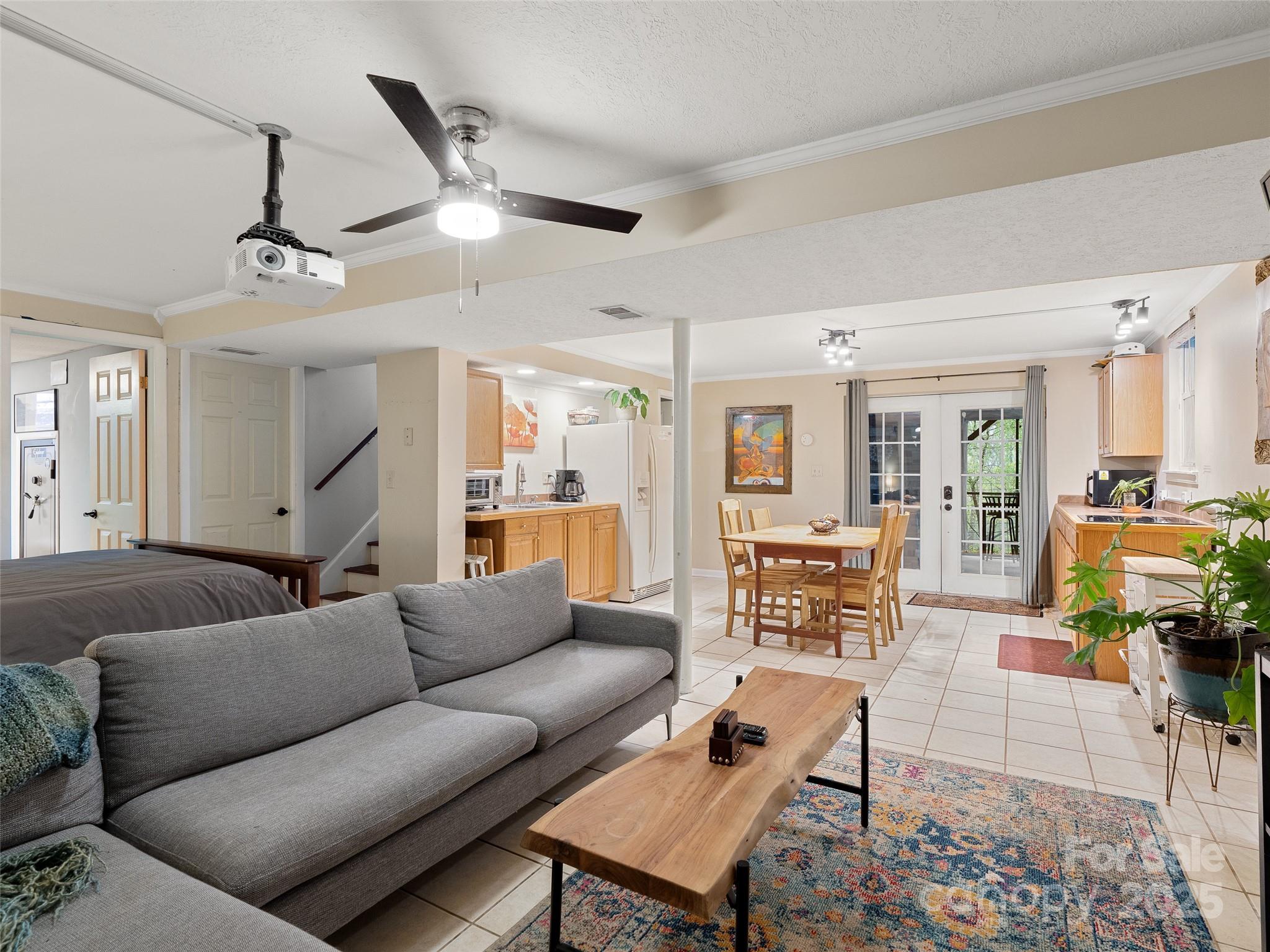 64 Greeley Street Asheville NC 28806