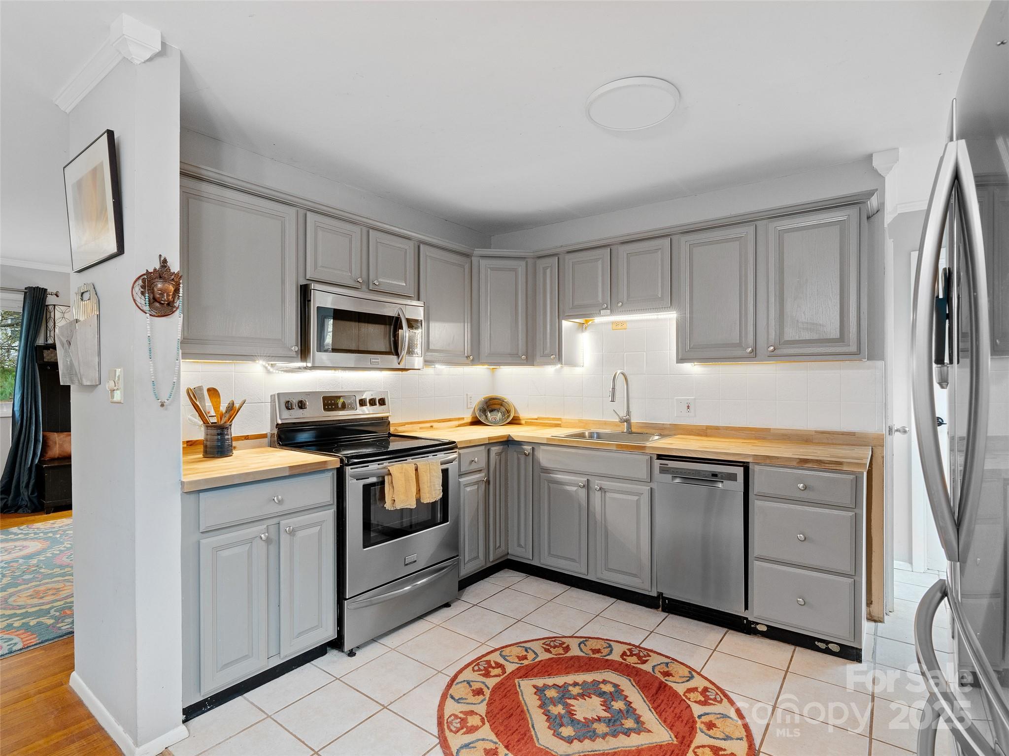 64 Greeley Street Asheville NC 28806