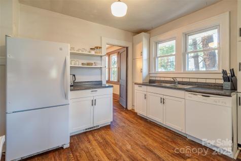 155 Sulphur Springs Road Asheville NC 28806