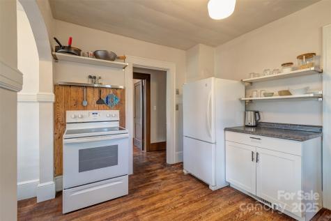 155 Sulphur Springs Road Asheville NC 28806