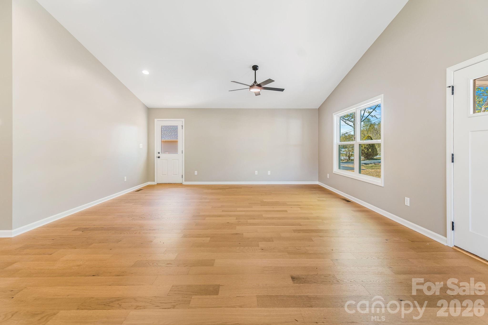 1196 Crabtree Road Waynesville NC 28785