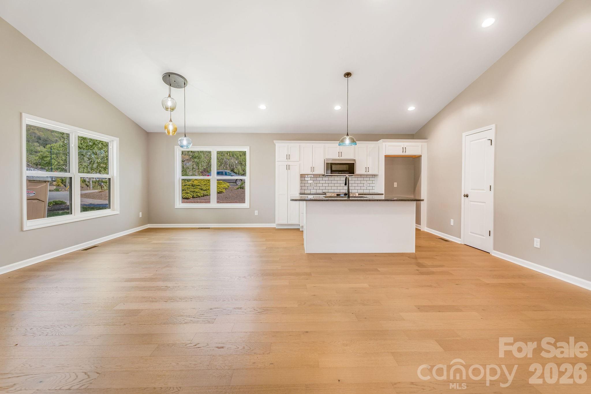 1196 Crabtree Road Waynesville NC 28785