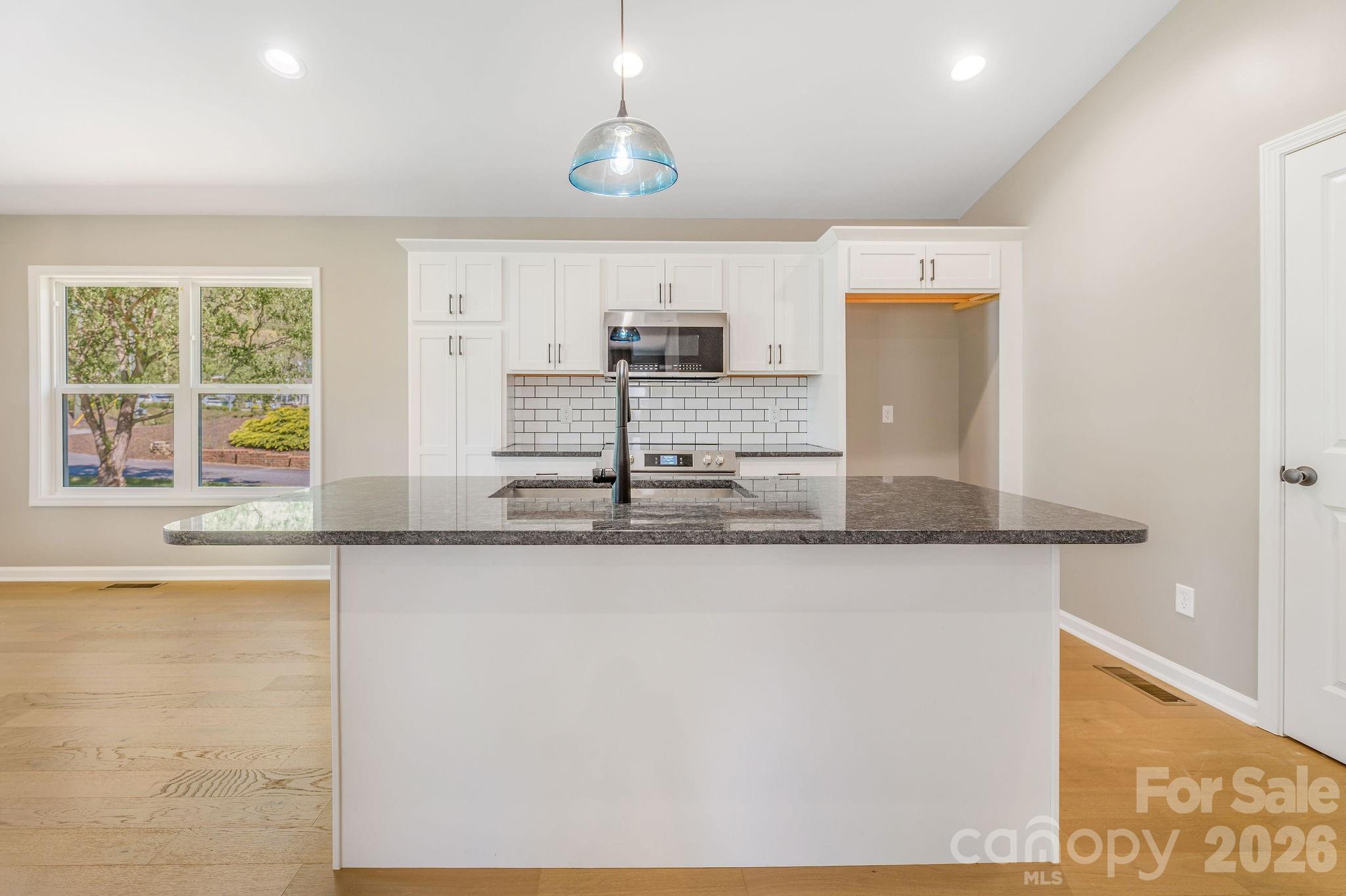 1196 Crabtree Road Waynesville NC 28785