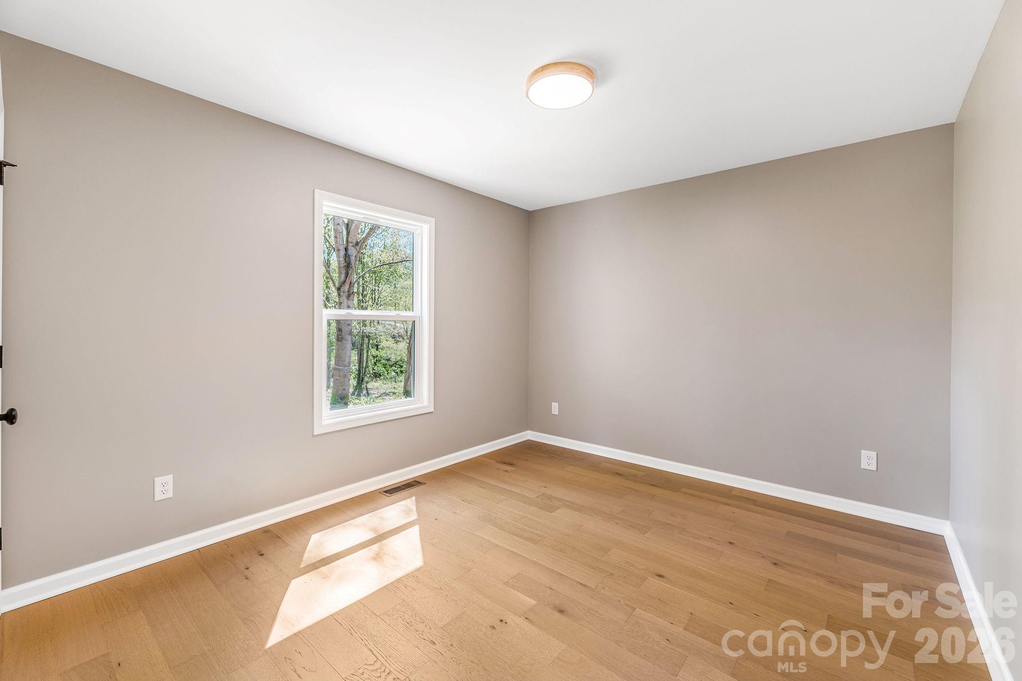 1196 Crabtree Road Waynesville NC 28785
