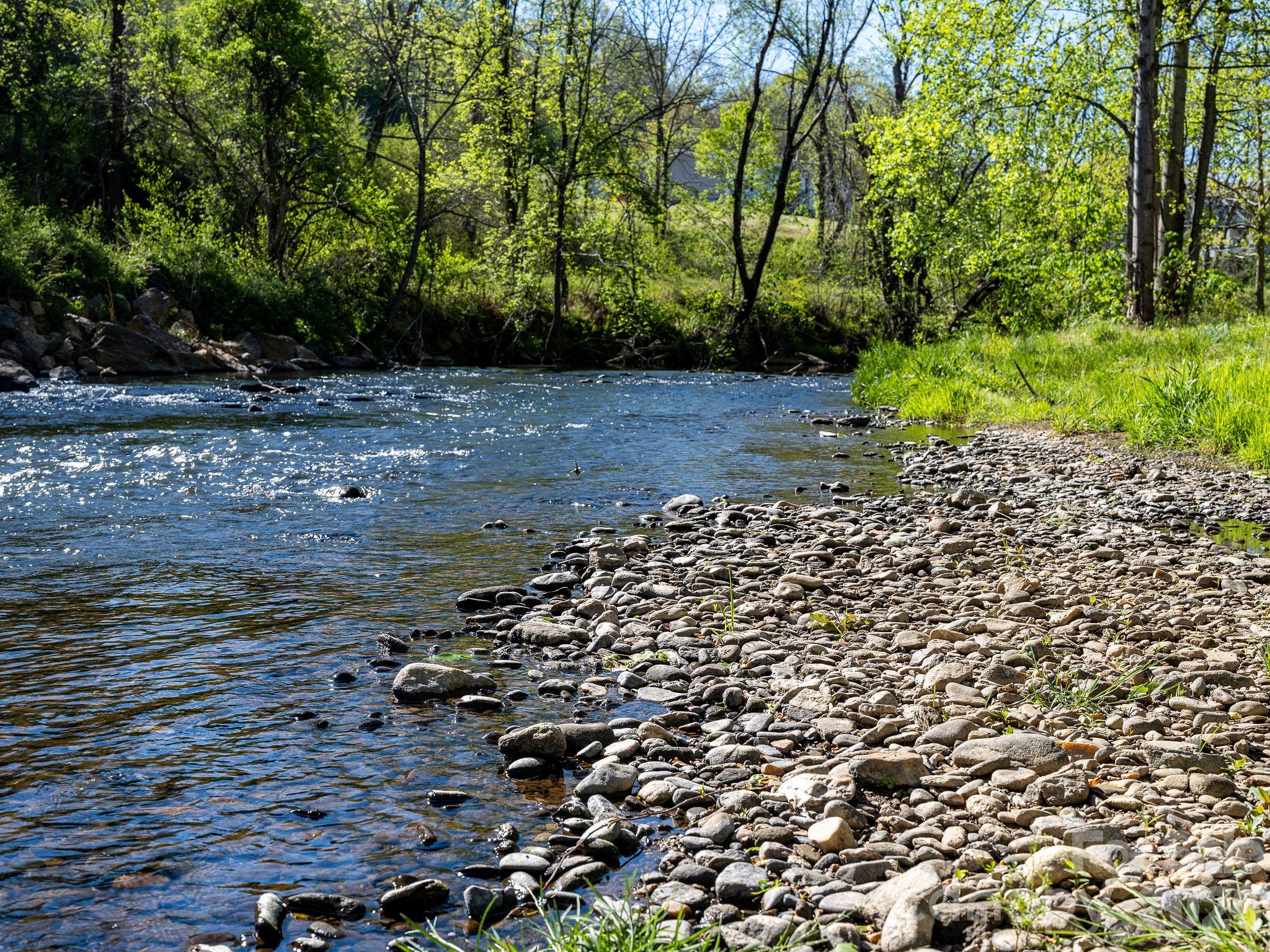 1196 Crabtree Road Waynesville NC 28785