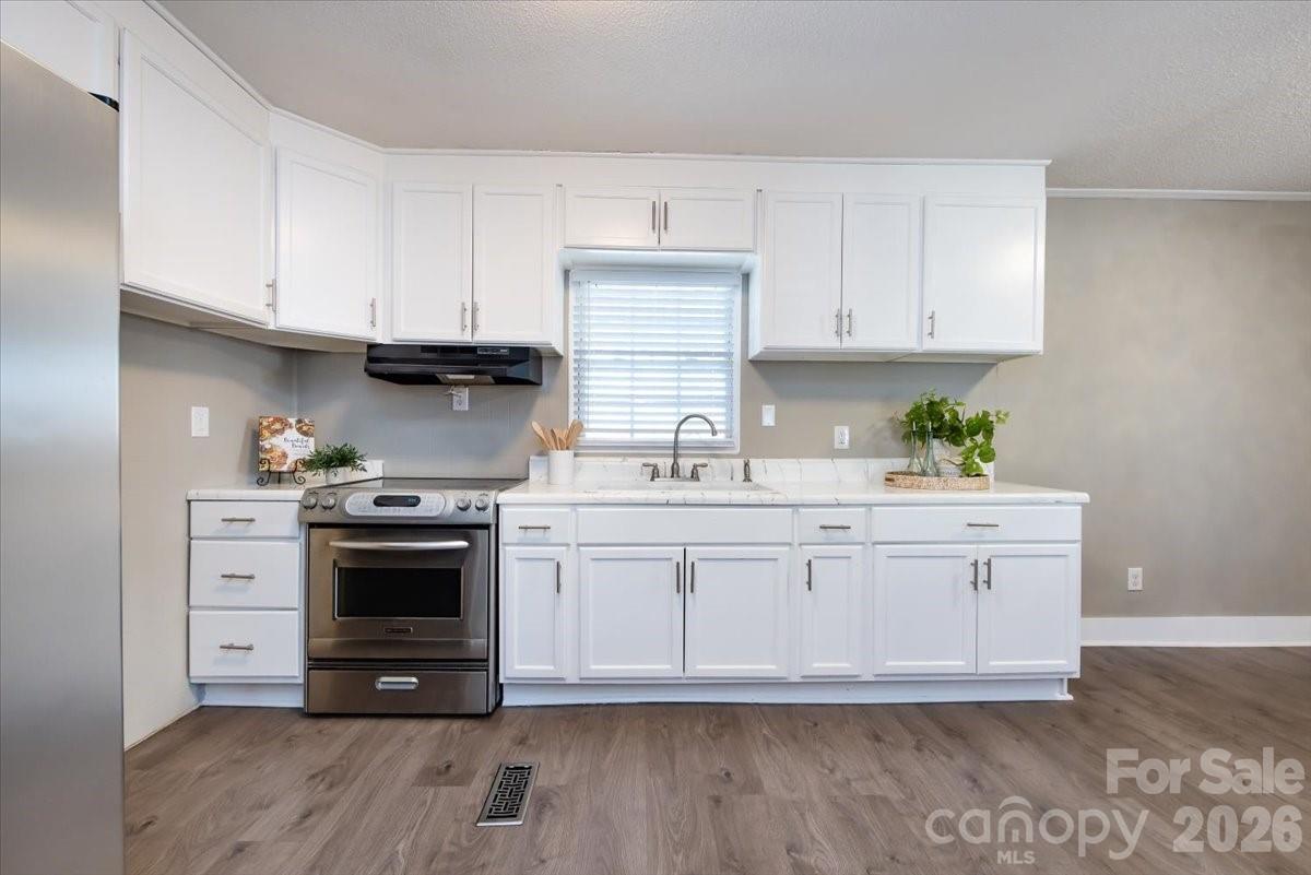 406 Robinson Clemmer Road Dallas NC 28034