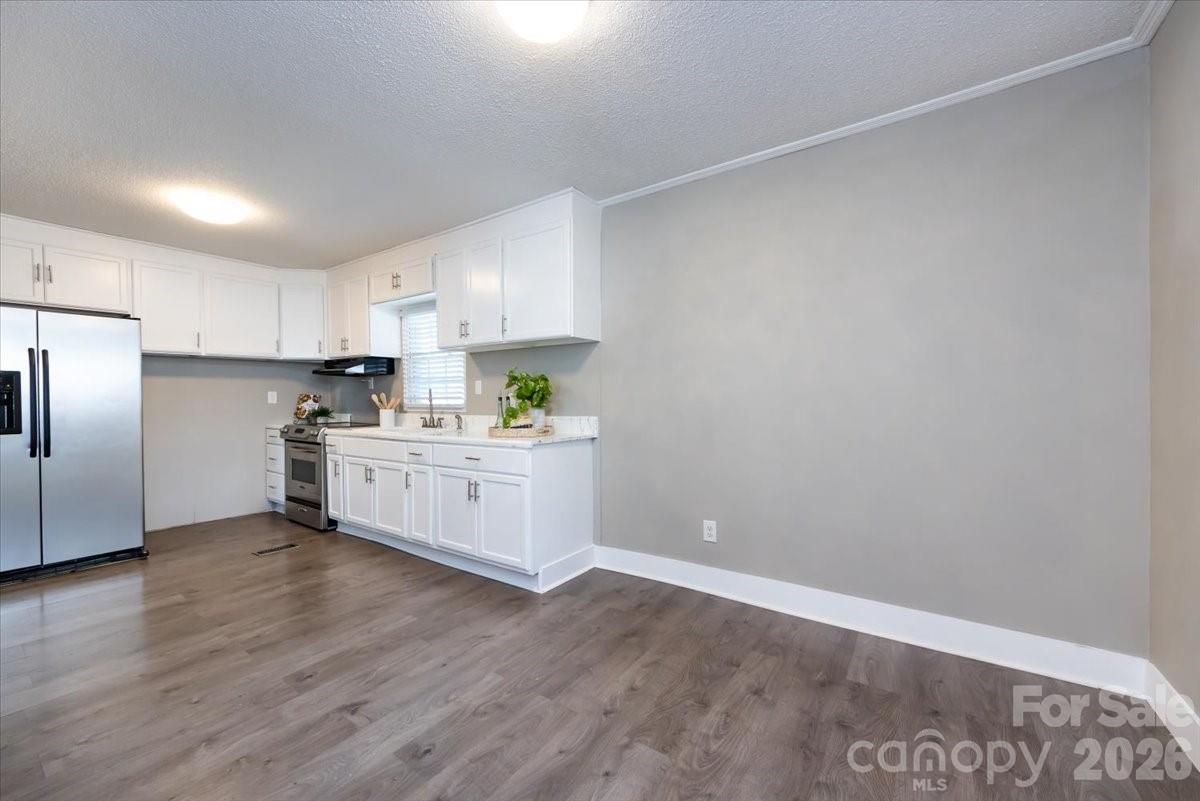 406 Robinson Clemmer Road Dallas NC 28034