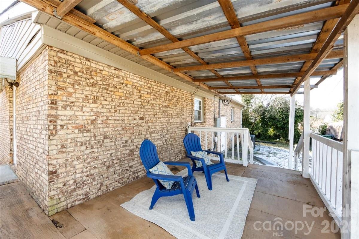 406 Robinson Clemmer Road Dallas NC 28034