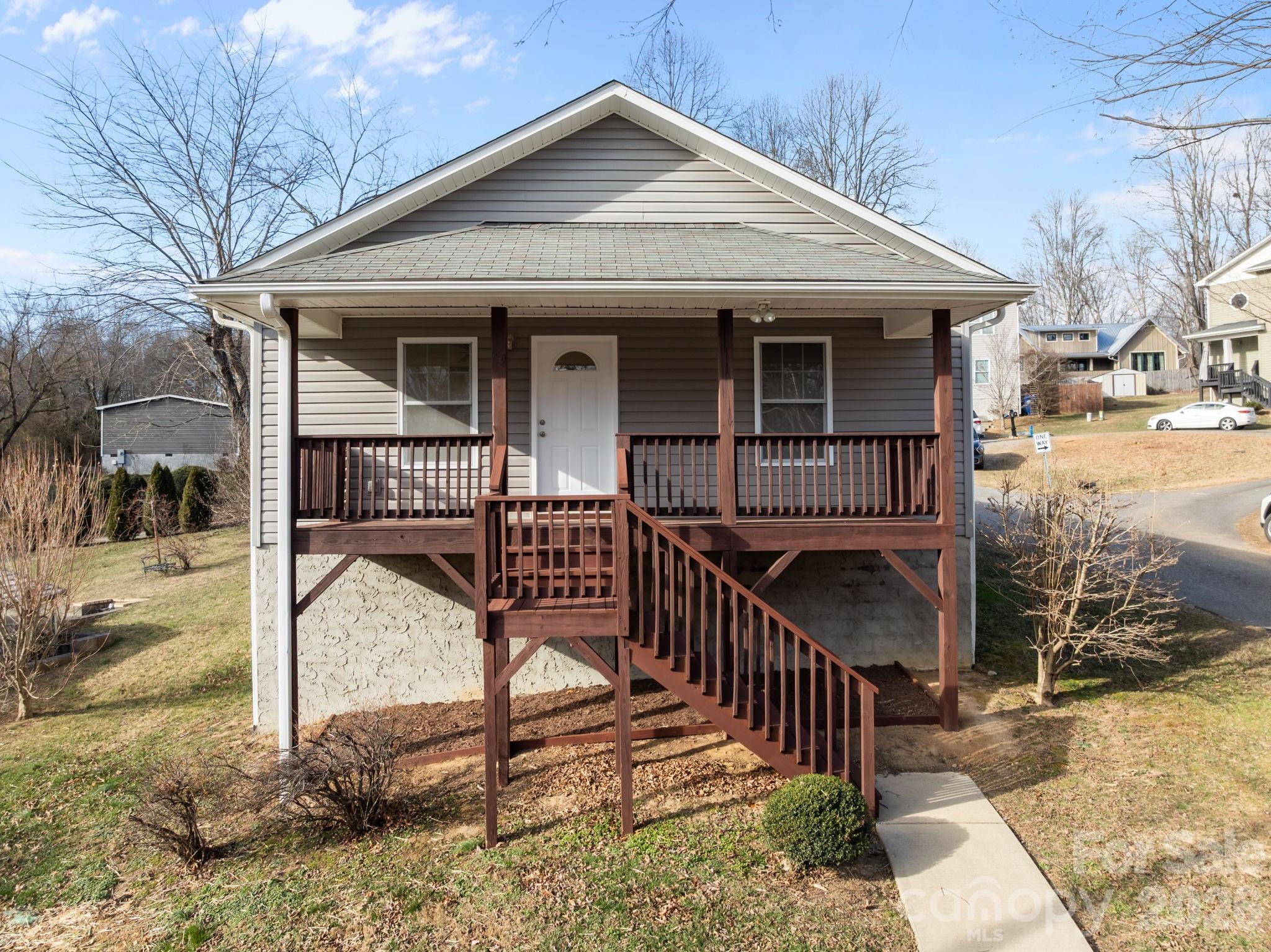 25 Byrd Road Black Mountain NC 28711