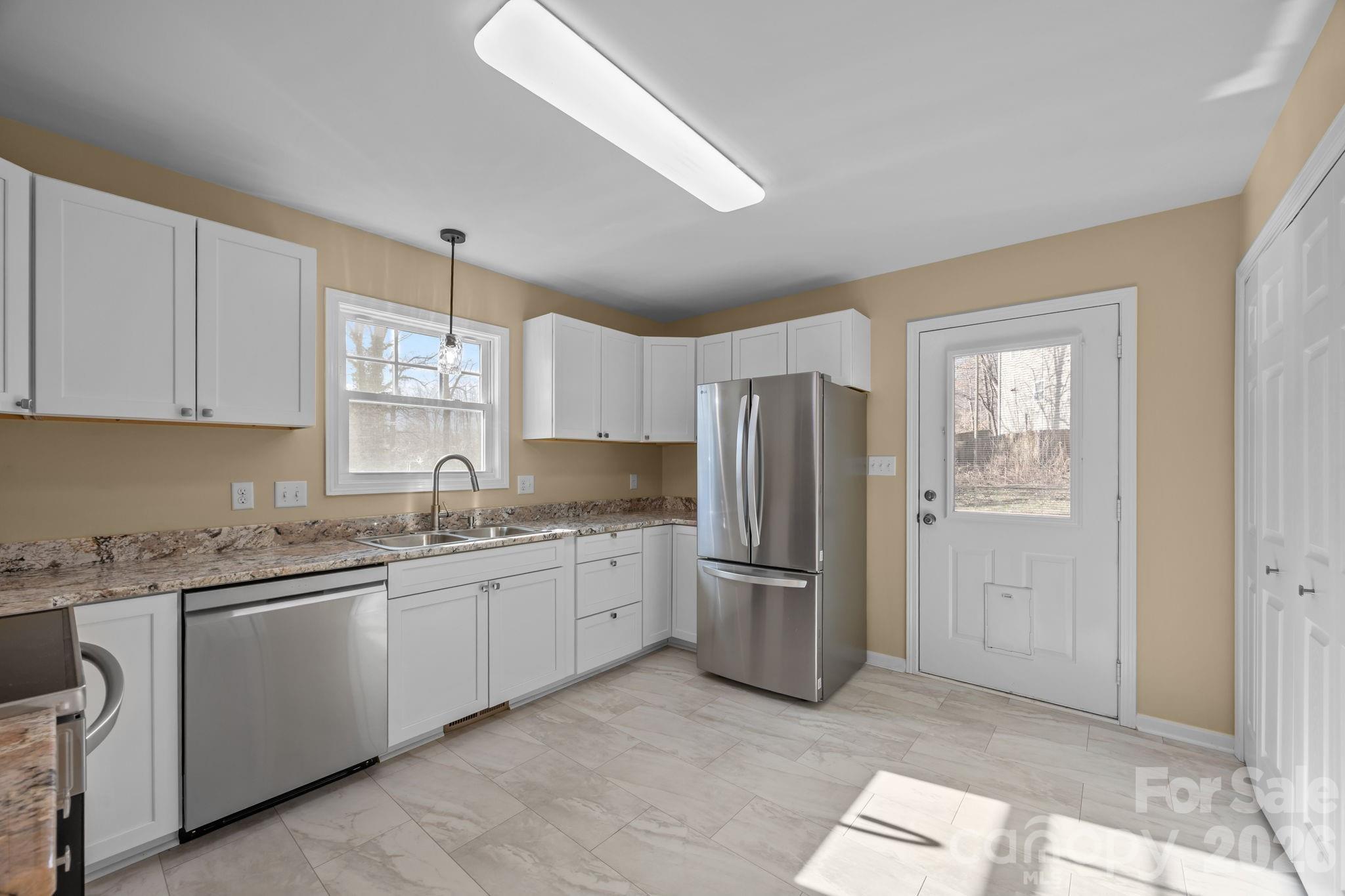 25 Byrd Road Black Mountain NC 28711