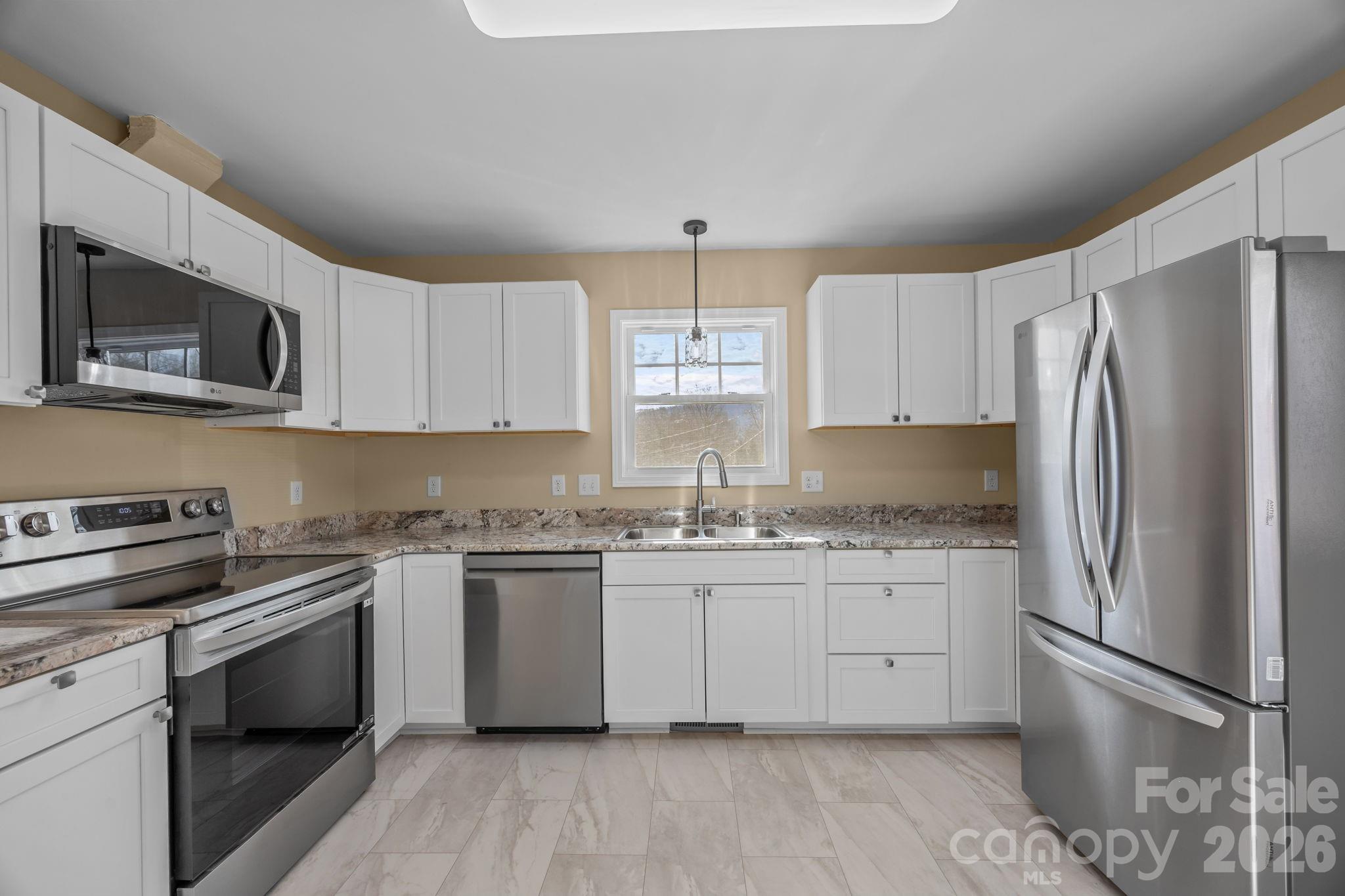 25 Byrd Road Black Mountain NC 28711