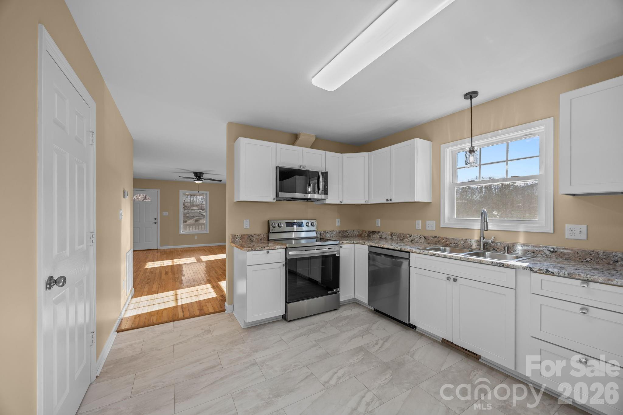 25 Byrd Road Black Mountain NC 28711