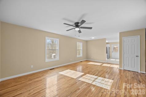 25 Byrd Road Black Mountain NC 28711