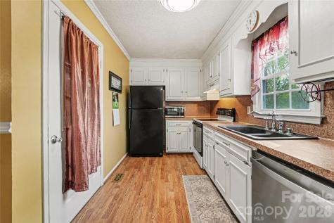 1451 31st Street Place NE Conover NC 28613