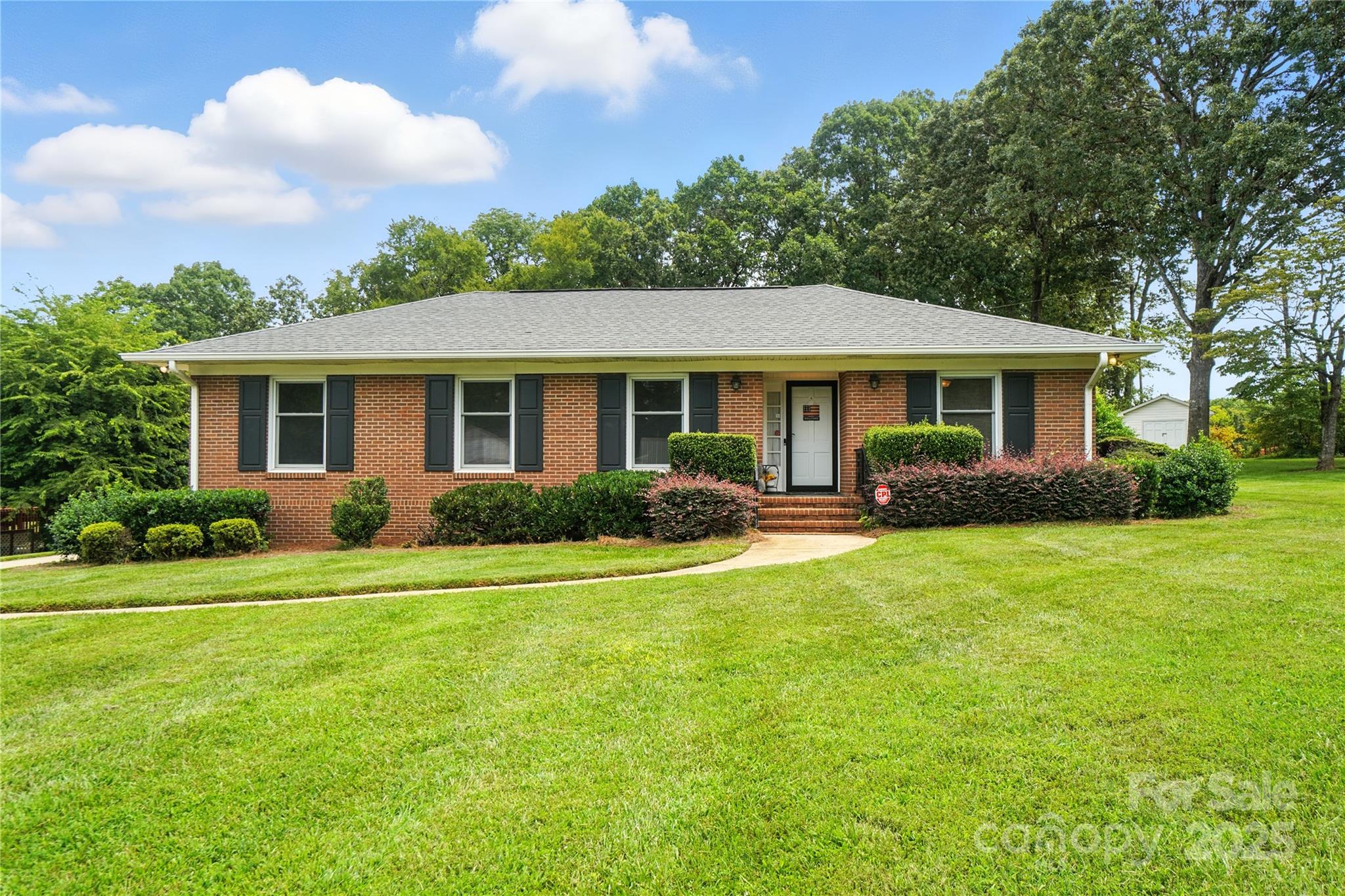 2111 Linalda Court Charlotte NC 28214