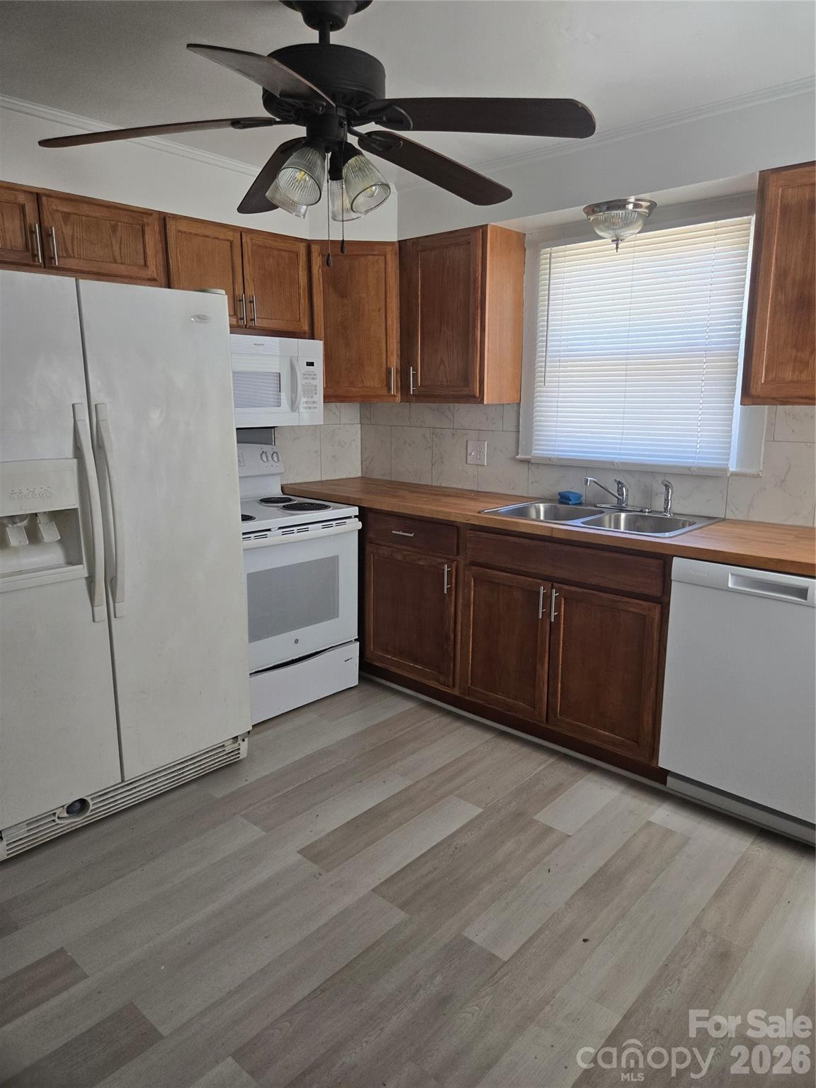 207 S Caldwell Avenue Newton NC 28658