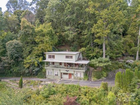 435 Upper Laurel Drive Laurel Park NC 28739