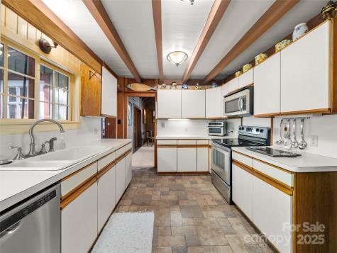 435 Upper Laurel Drive Laurel Park NC 28739