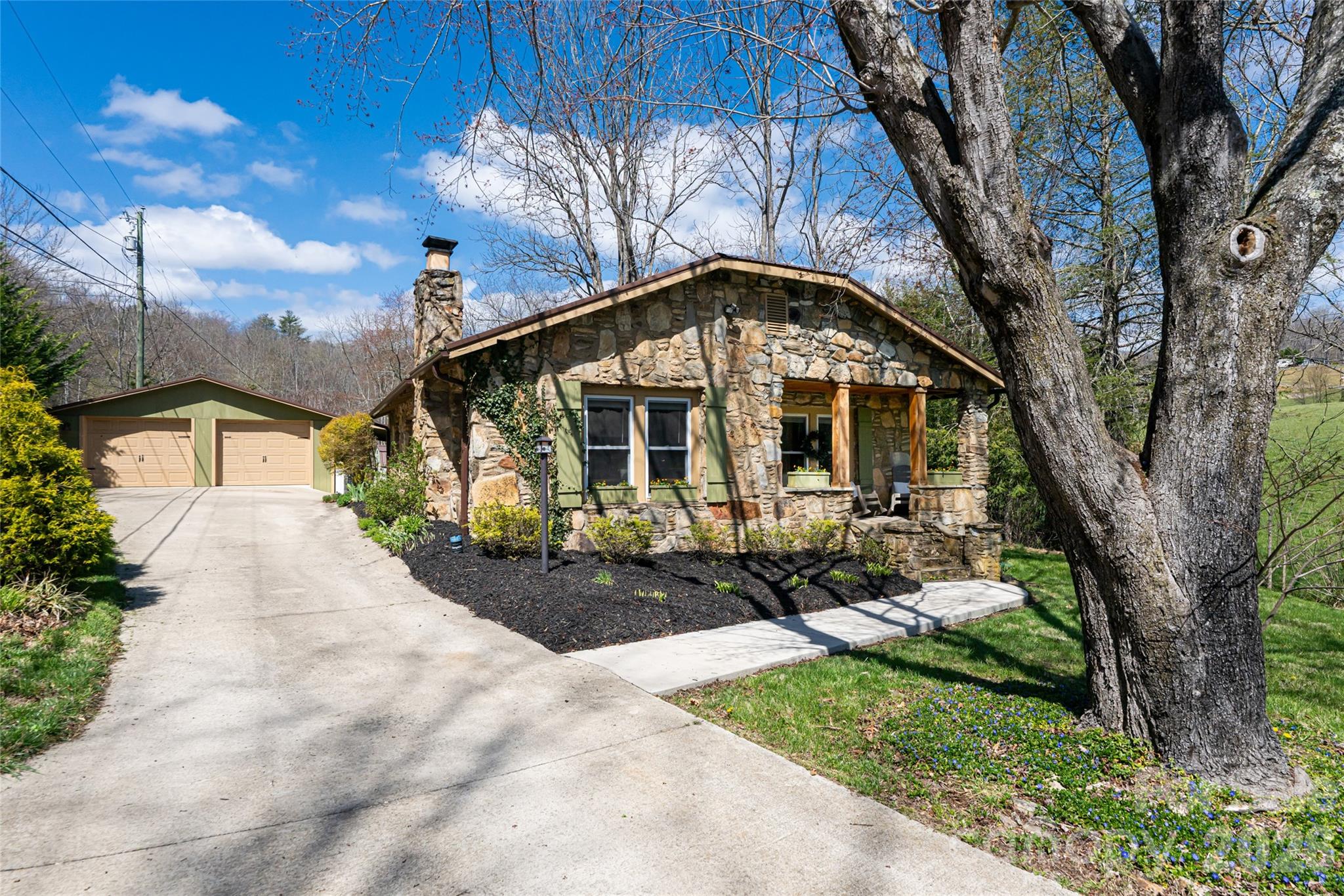 86 Rolling Hills Road Canton NC 28716