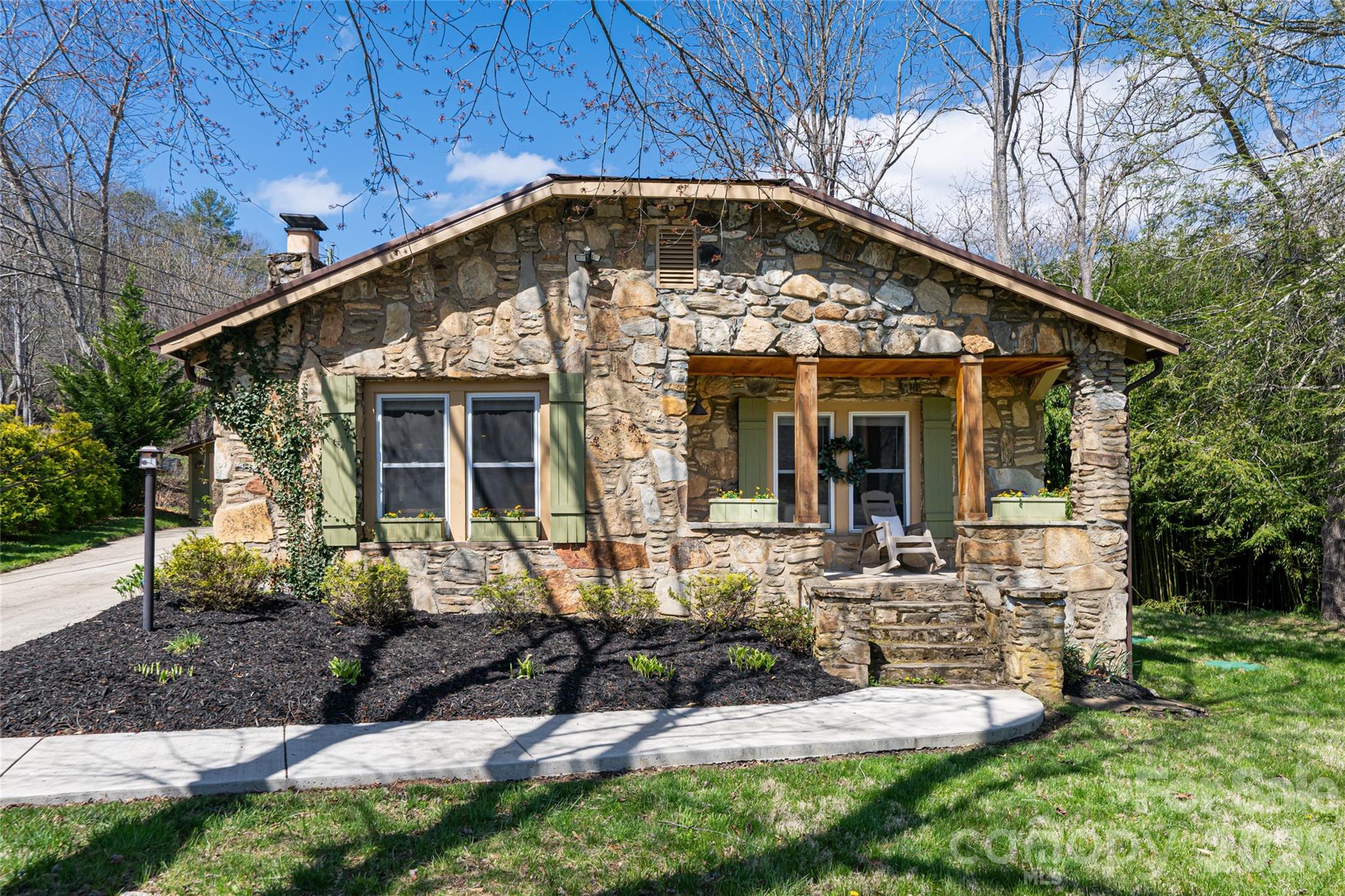 86 Rolling Hills Road Canton NC 28716