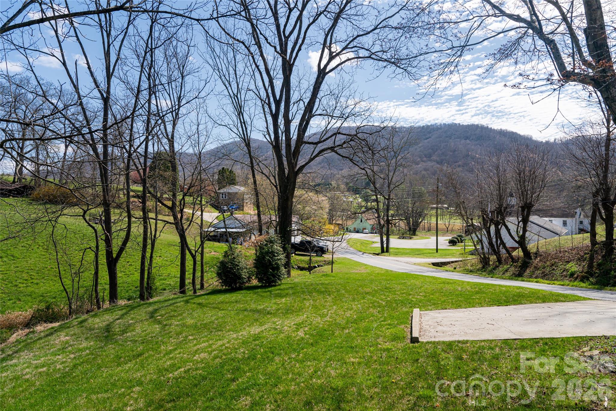 86 Rolling Hills Road Canton NC 28716