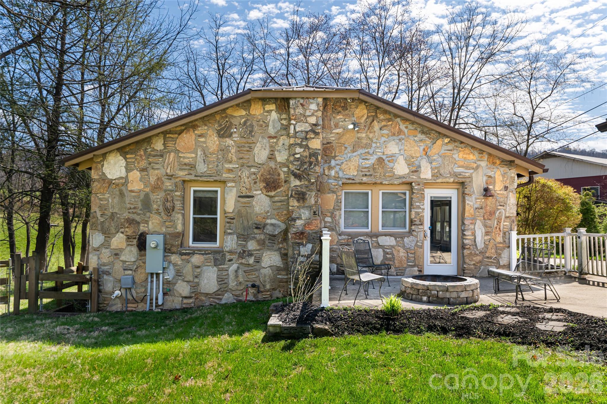 86 Rolling Hills Road Canton NC 28716