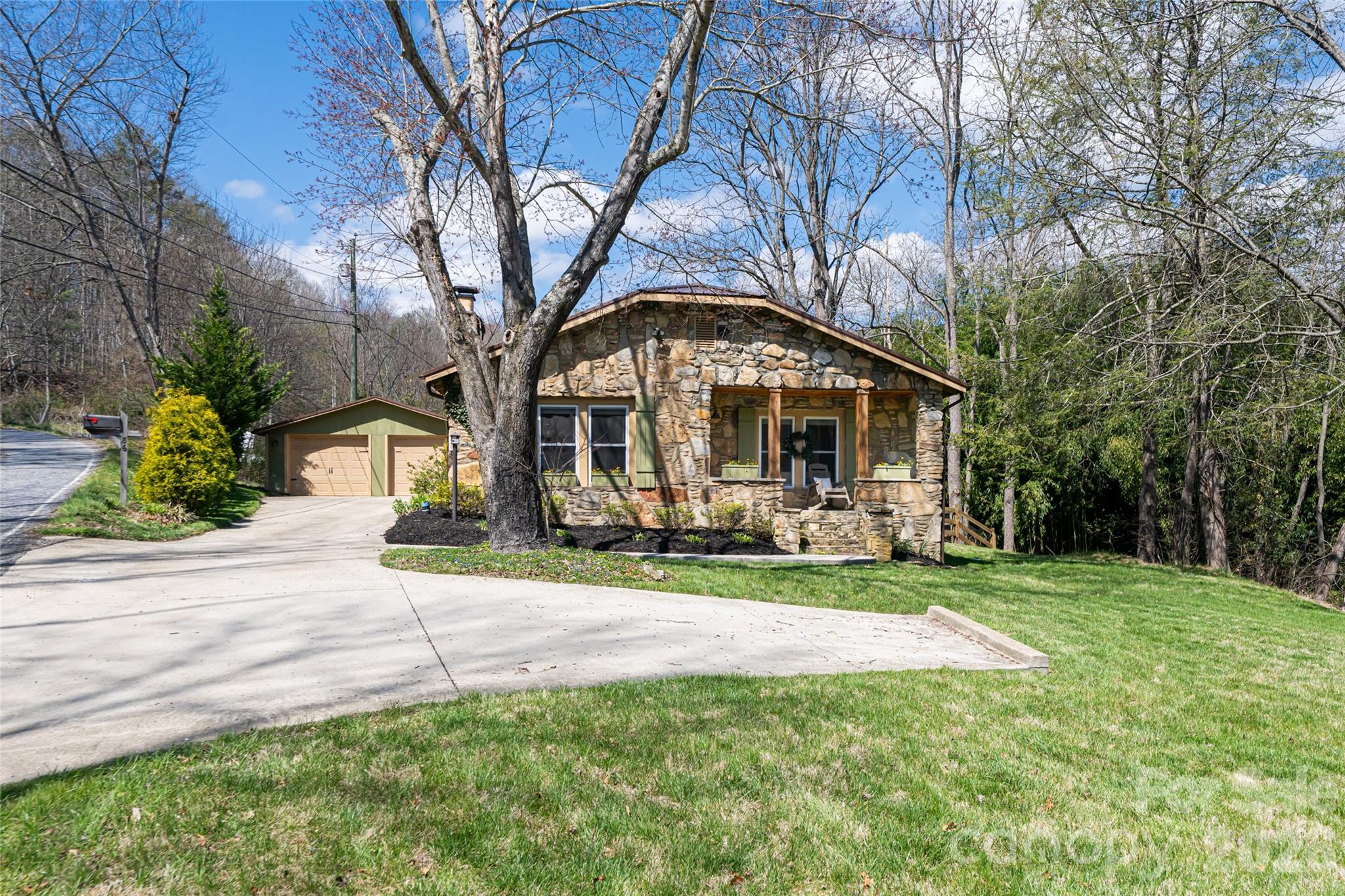 86 Rolling Hills Road Canton NC 28716