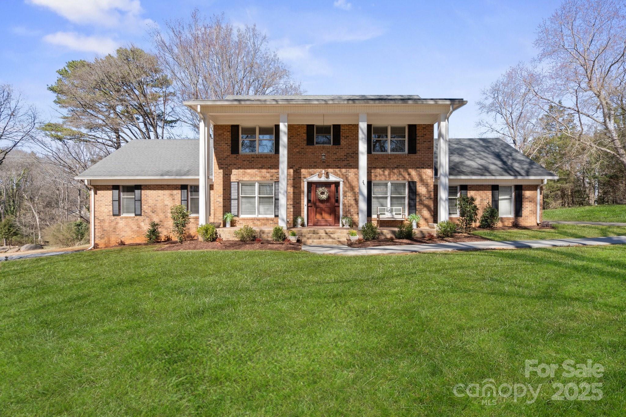 107 Cambridge Road Huntersville NC 28078