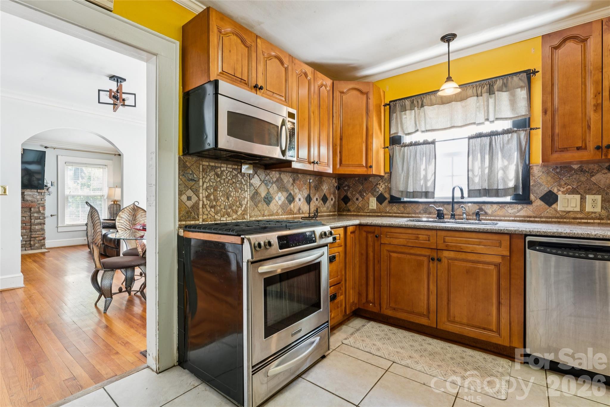 2224 Dundeen Street Charlotte NC 28216