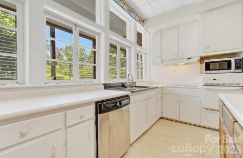 20 Reed Road Asheville NC 28805