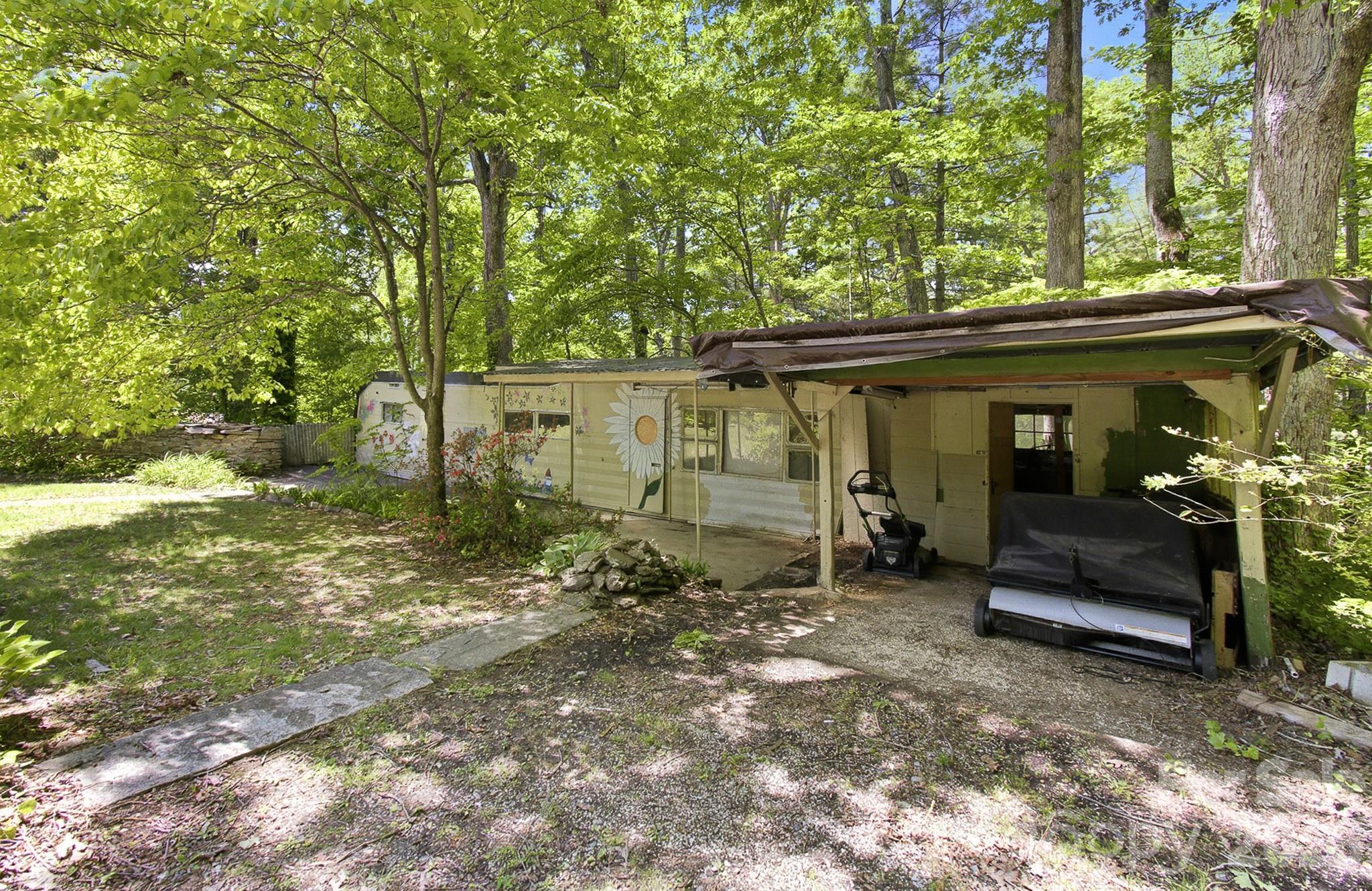 20 Reed Road Asheville NC 28805
